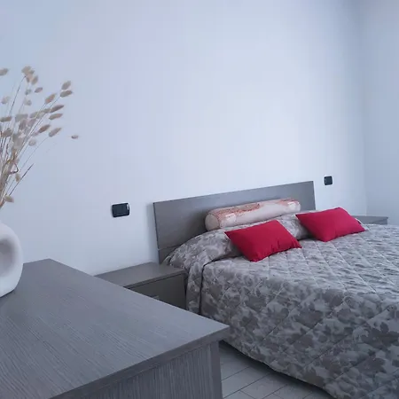 & Sail - Torri del Benaco